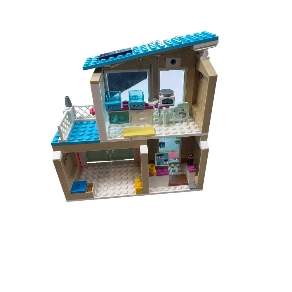 LEGO Friends: Heartlake City Vet Clinic (41446) – AS IS, Missing Pieces